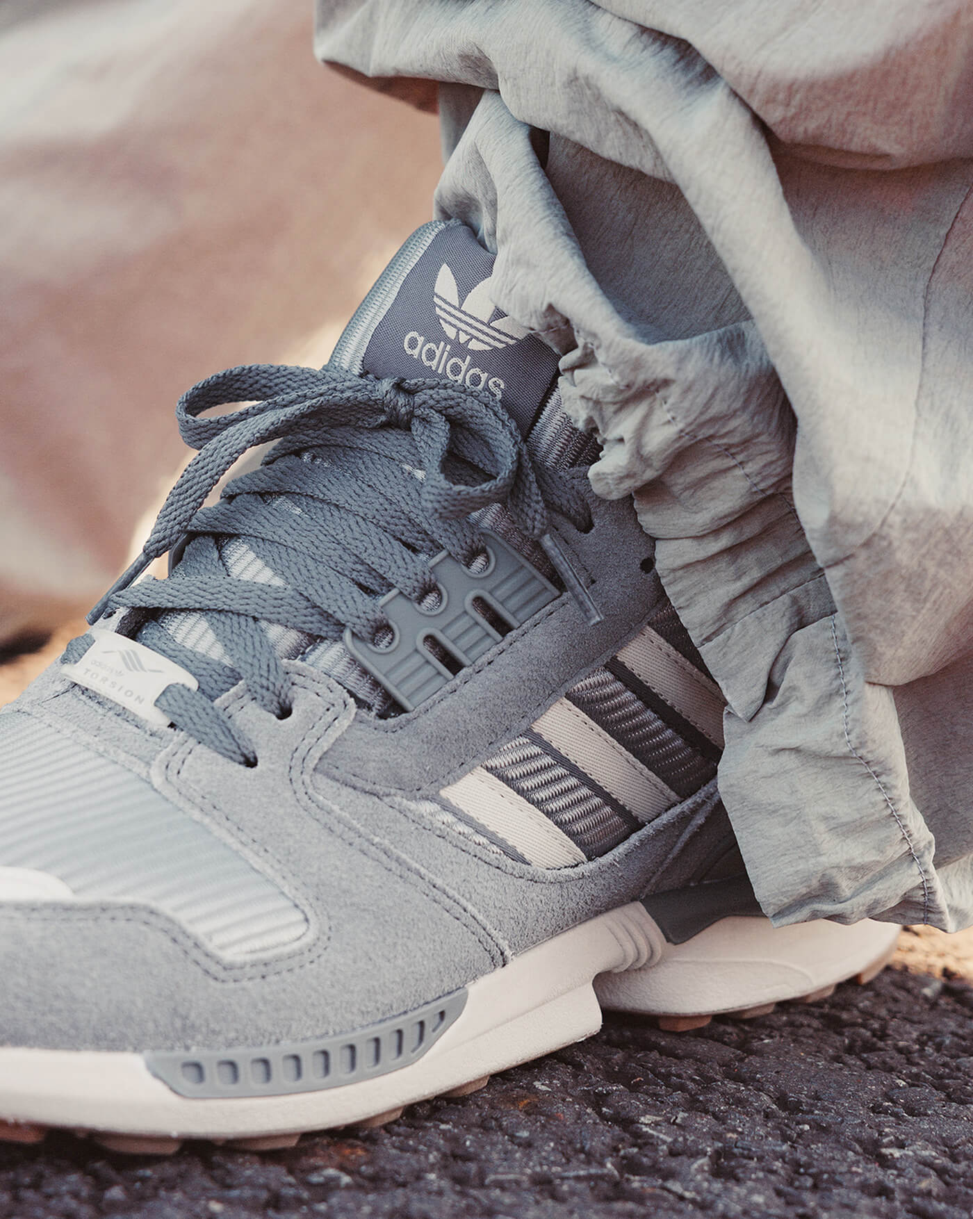 adidas ZX 8000 - Asphaltgold Exclusive - Grey Three / Wonder Beige / Grey 4 - KK4618