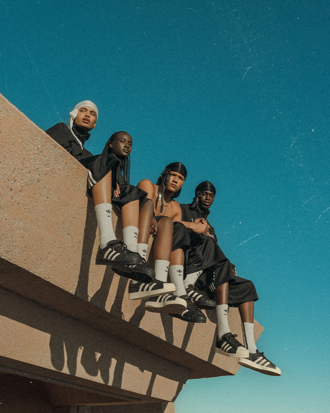 adidas Originals x Willy Chavarria stellen den Superstar Rose vor – „Love Prevails“