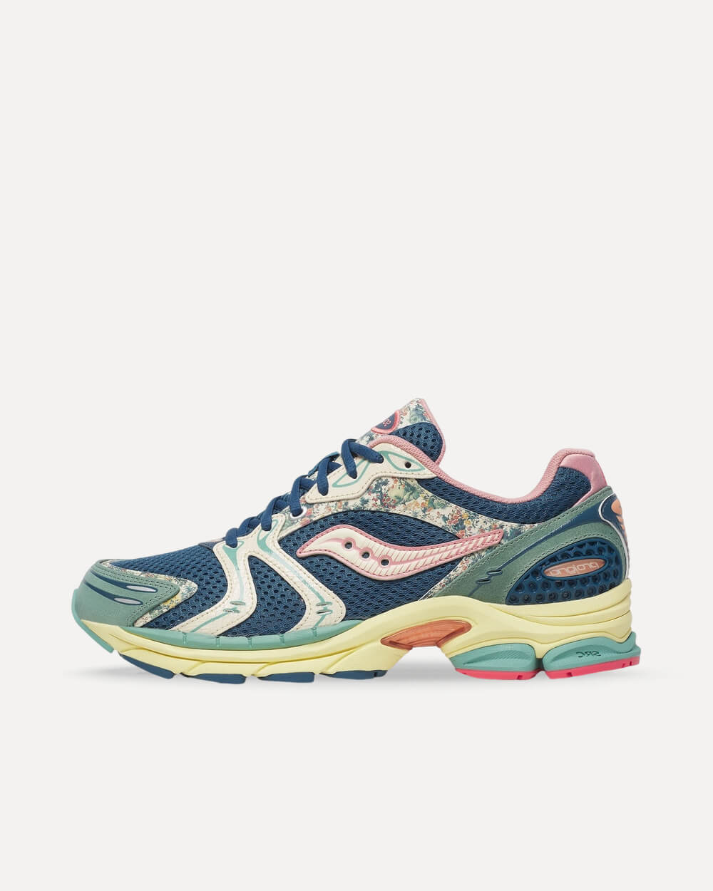 Saucony ProGrid Triumph 4 „Kissaten“