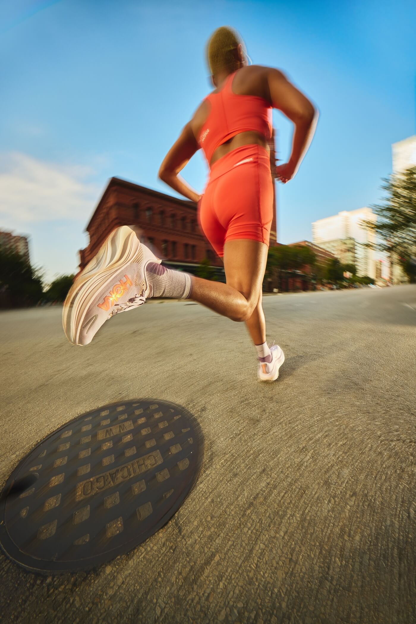 HOKA präsentiert Skyward X2 - "For the plushest ride on the road"