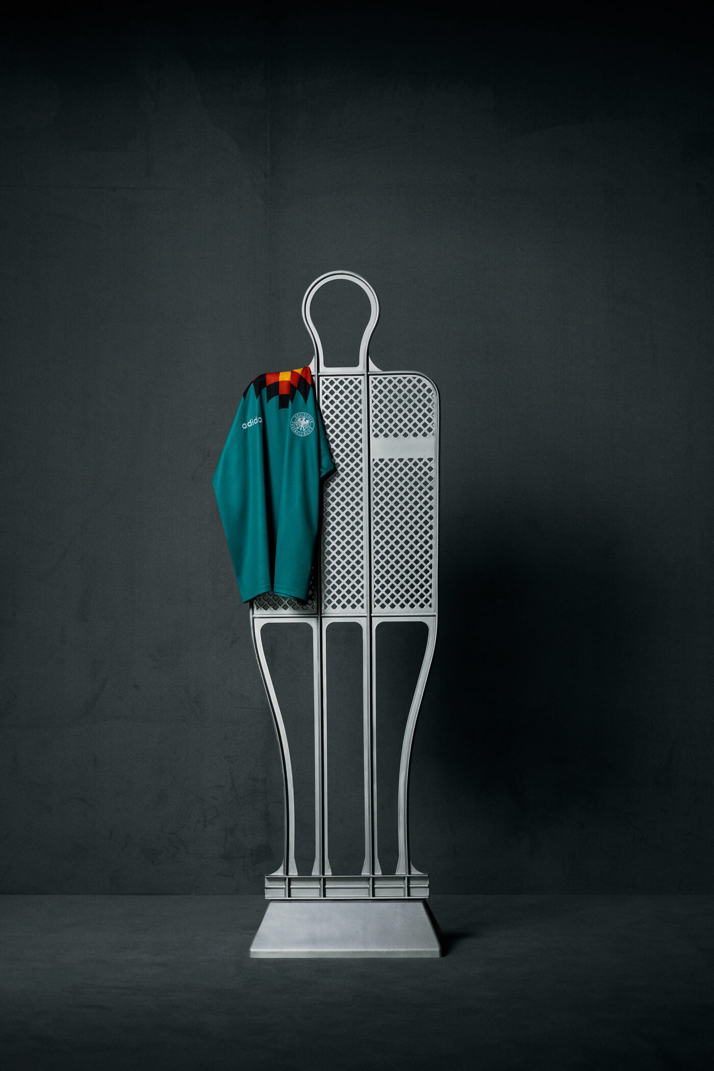 adidas verbindet Fussballgeschichte und Fashion in der neuen "Bringback" Collection
