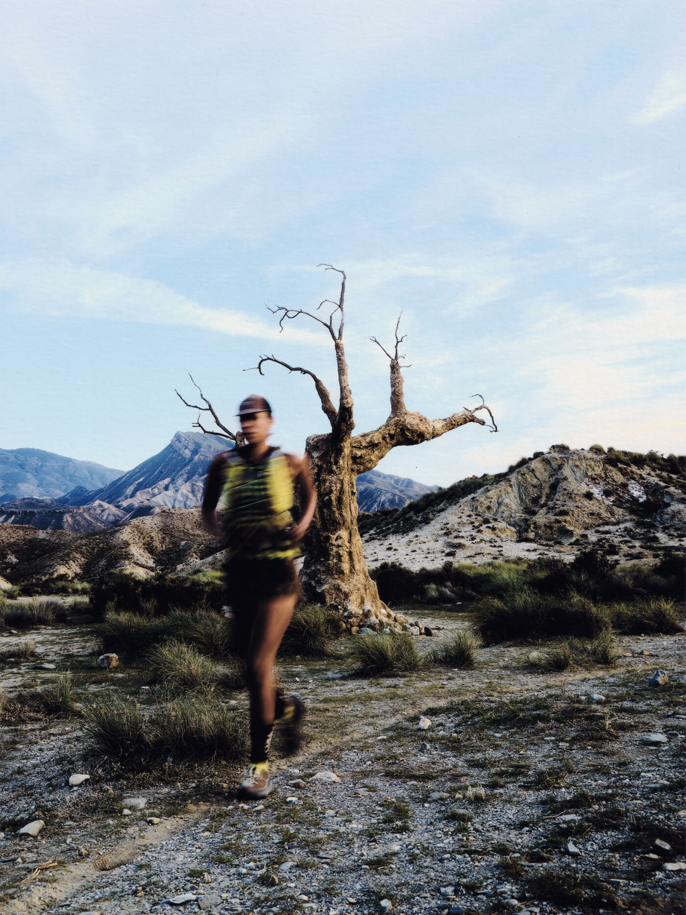 Salomon x Pas Normal Studios bringen den GRVL auf hybrides Terrain