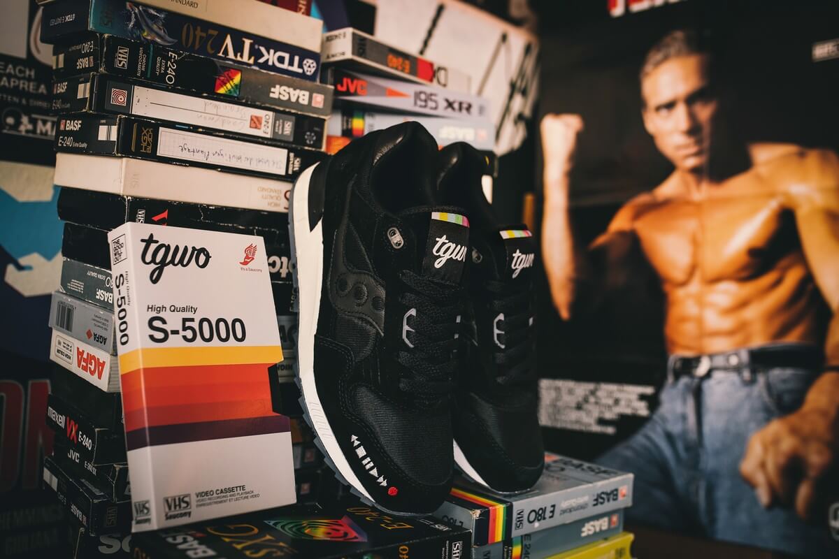 Saucony x TGWO Shadow 5000 "VHS"