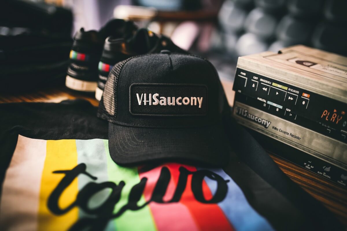 Saucony x TGWO Shadow 5000 "VHS"