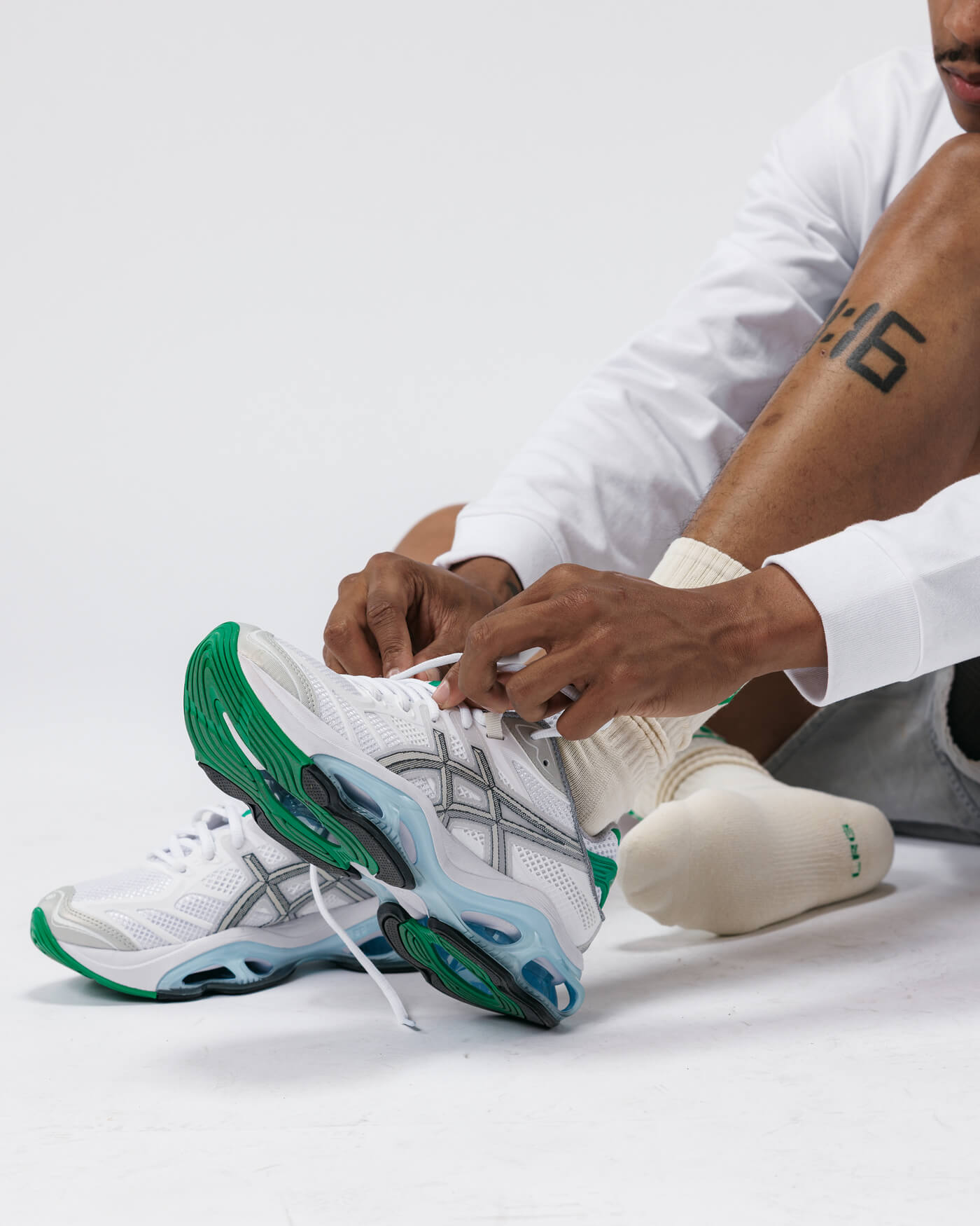 ASICS x Hidden NY Gel-Kinetic 2.0 - White/Castlerock - 1203B169-100