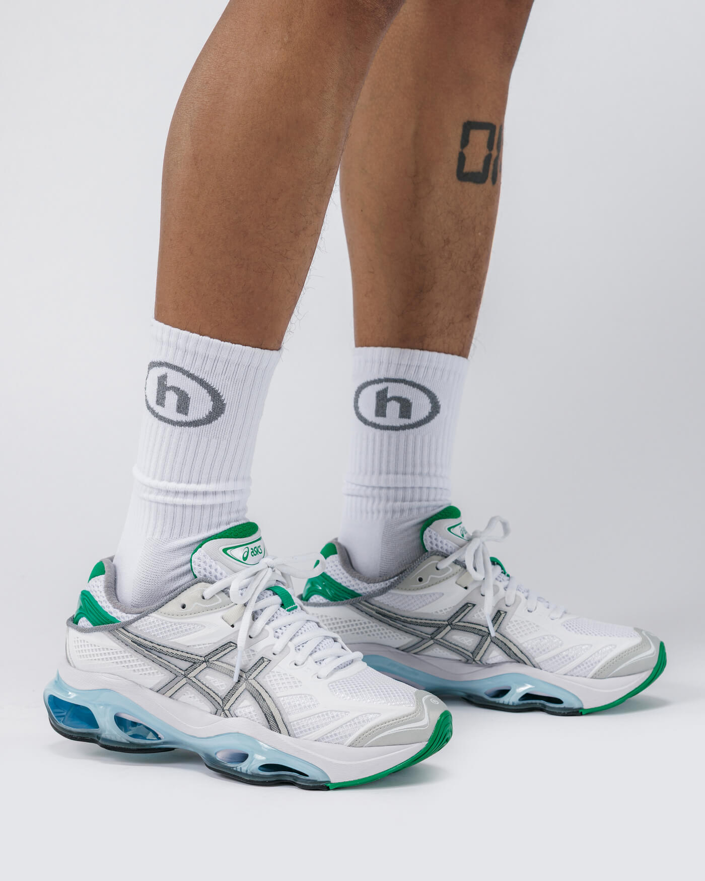 ASICS x Hidden NY Gel-Kinetic 2.0 - White/Castlerock - 1203B169-100