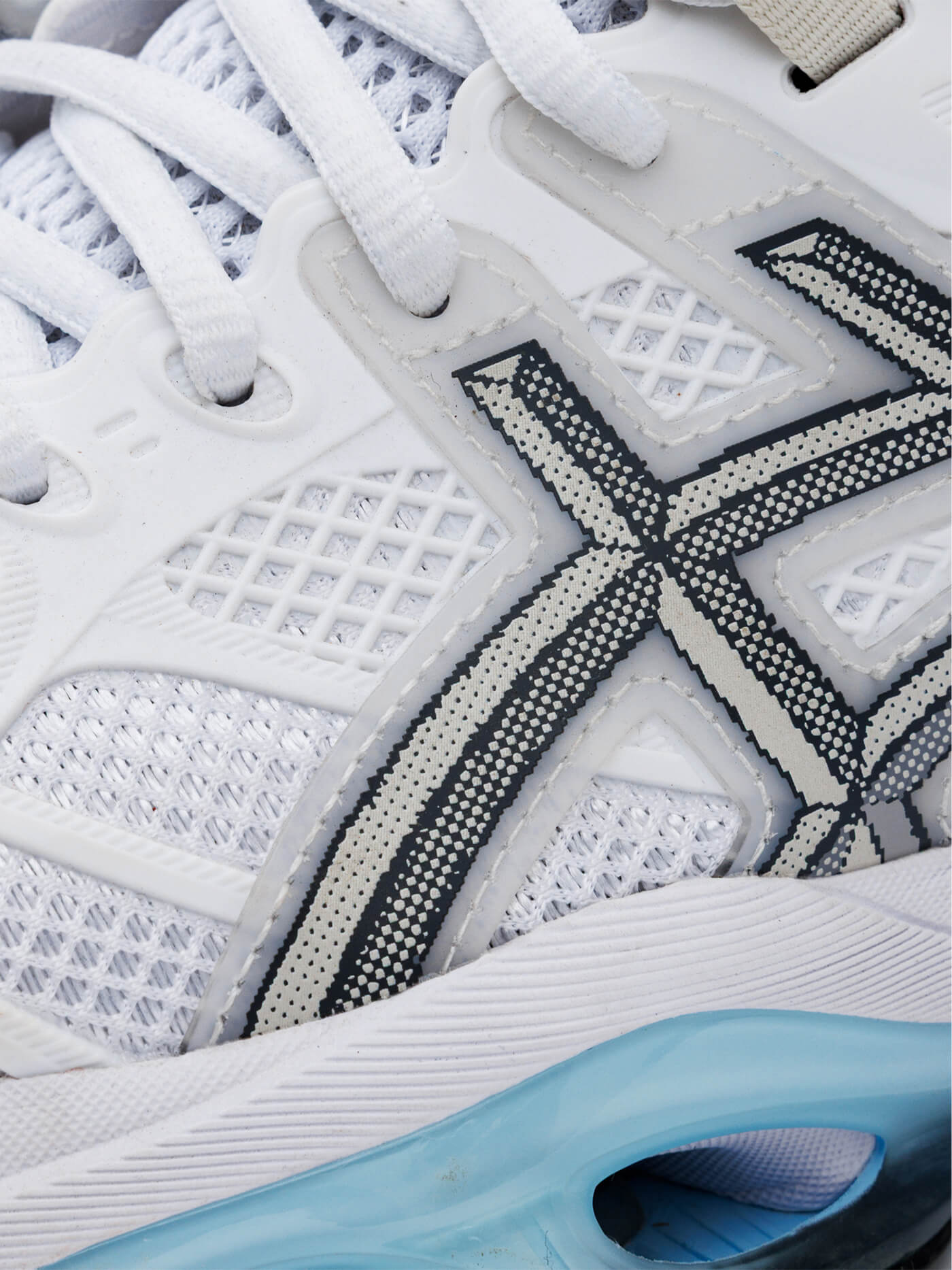 ASICS und HIDDEN NY interpretieren den GEL-KINETIC 2.0 in White Castlerock