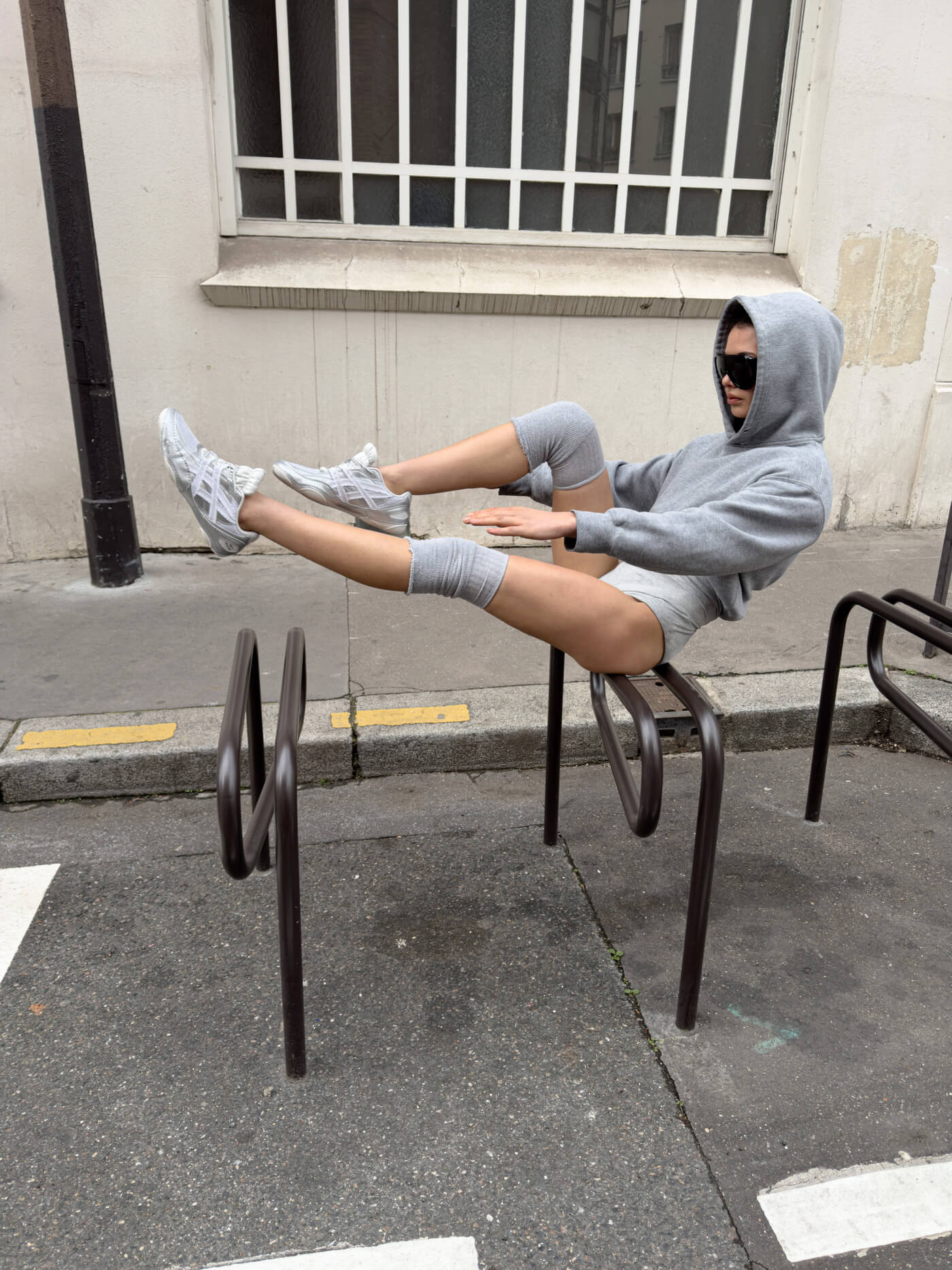 ASICS und EMPTY BEHAVIOR stellen den HYPERSYNC vor