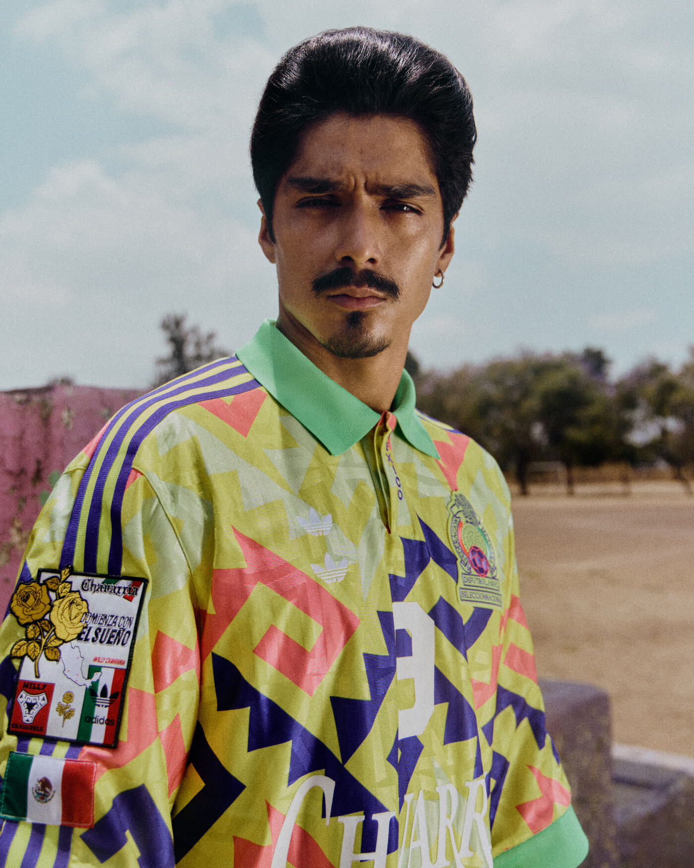 adidas Originals und Willy Chavarria feiern Mexikos Fußballkultur - "Comienza Con El Sueño"