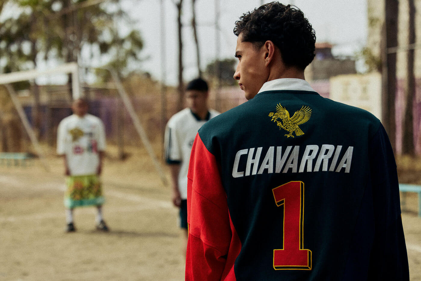 adidas Originals und Willy Chavarria feiern Mexikos Fußballkultur – „Comienza Con El Sueño“