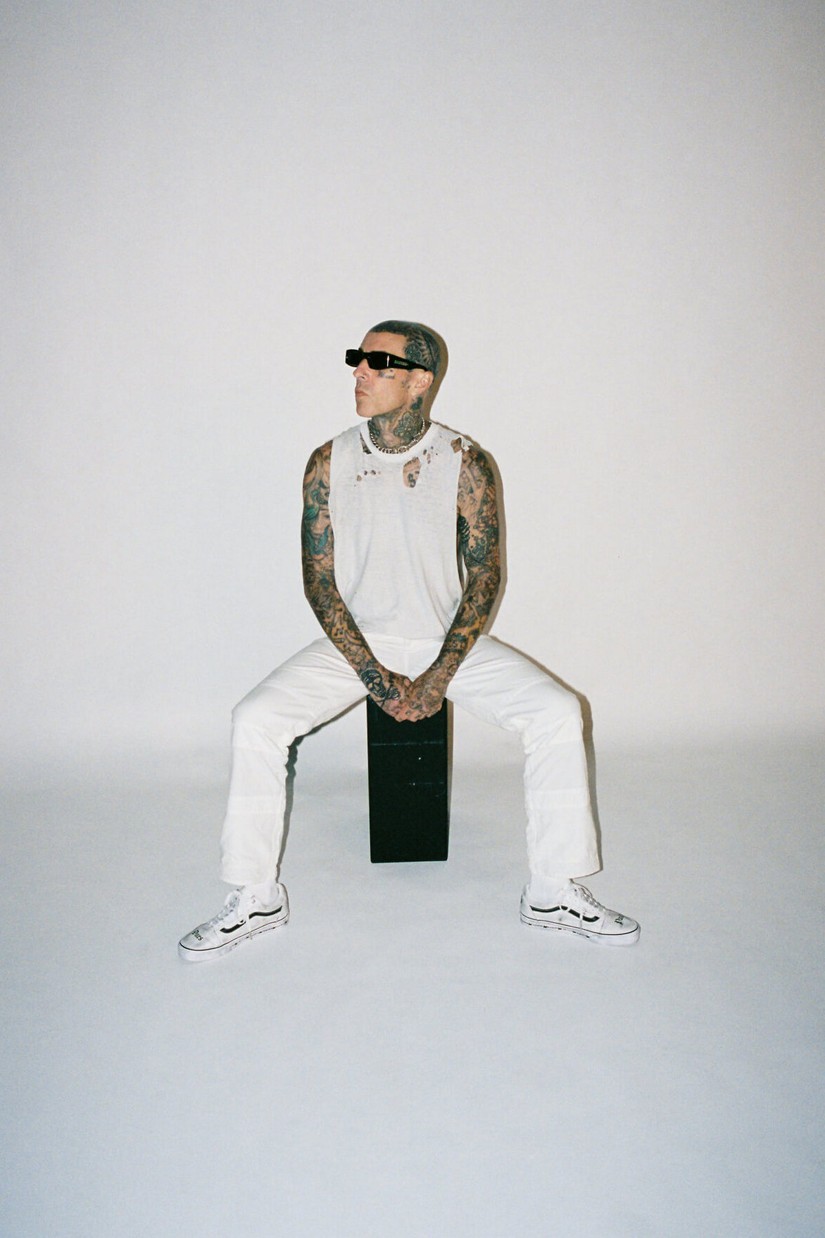 Punk roots und Off The Wall Energy: Vans und Travis Barker setzen ihre Collab fort