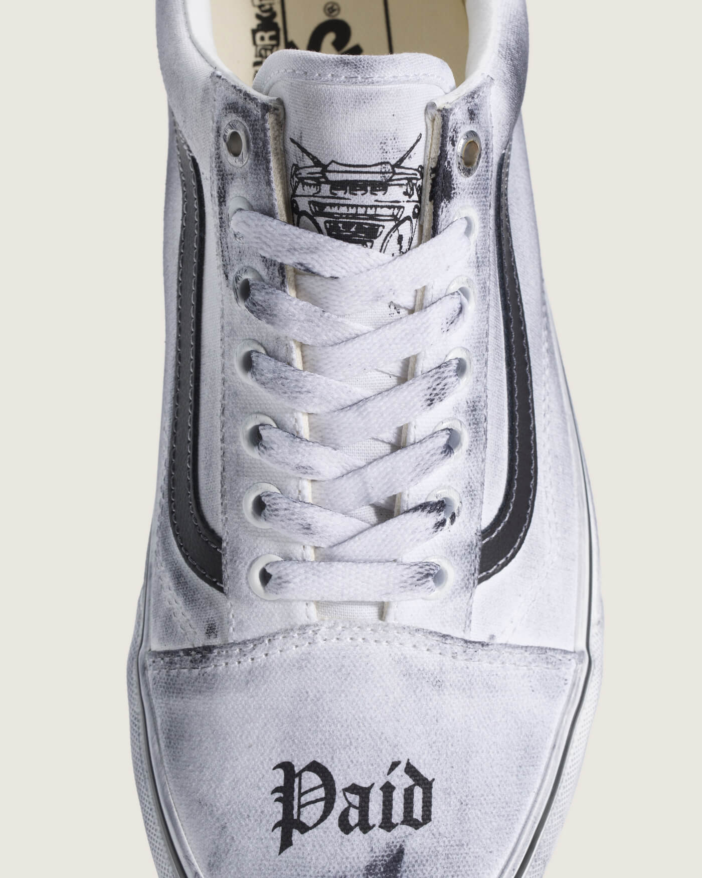 Punk roots und Off The Wall Energy: Vans und Travis Barker setzen ihre Collab fort