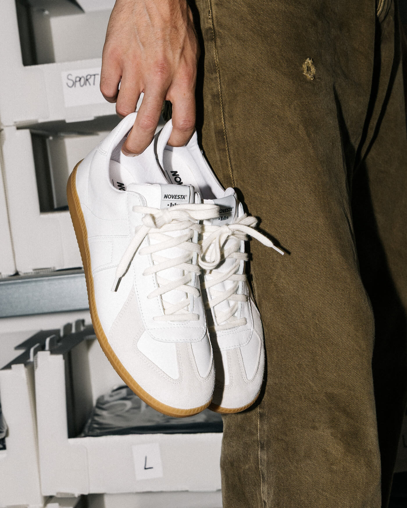 Novesta x HHV beleben den German Army Trainer an historischer Produktionsstätte wieder