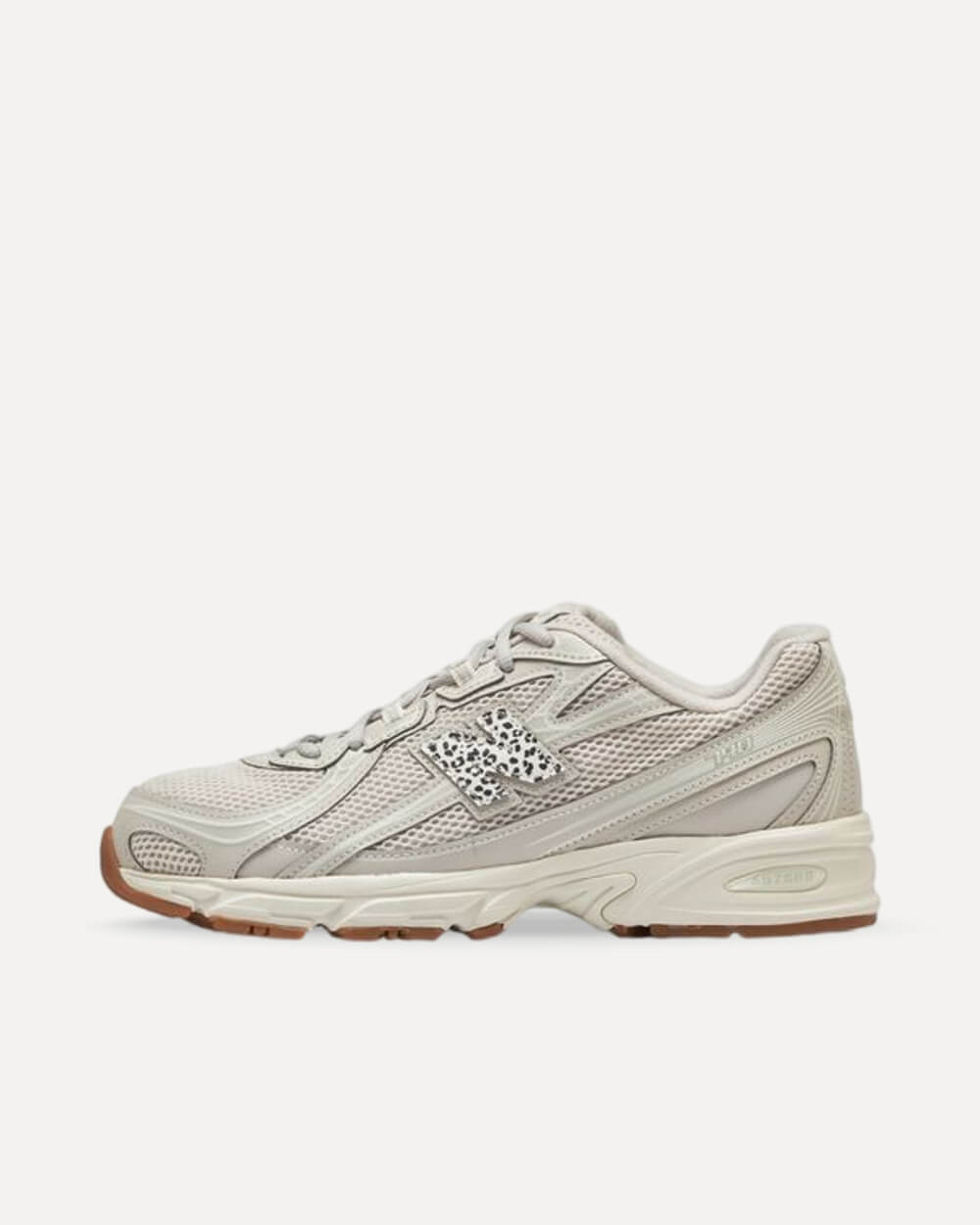 New Balance 740