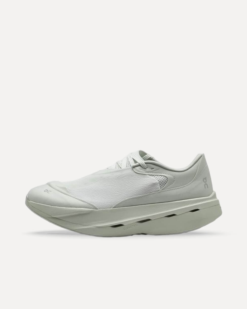 On x PAF Cloudboom Volt
