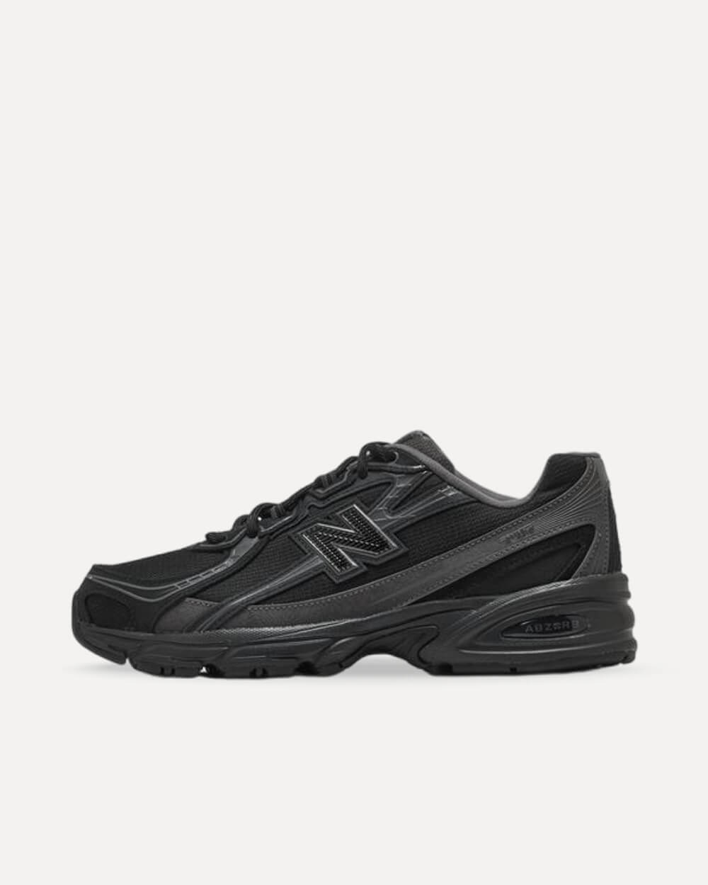 New Balance 740