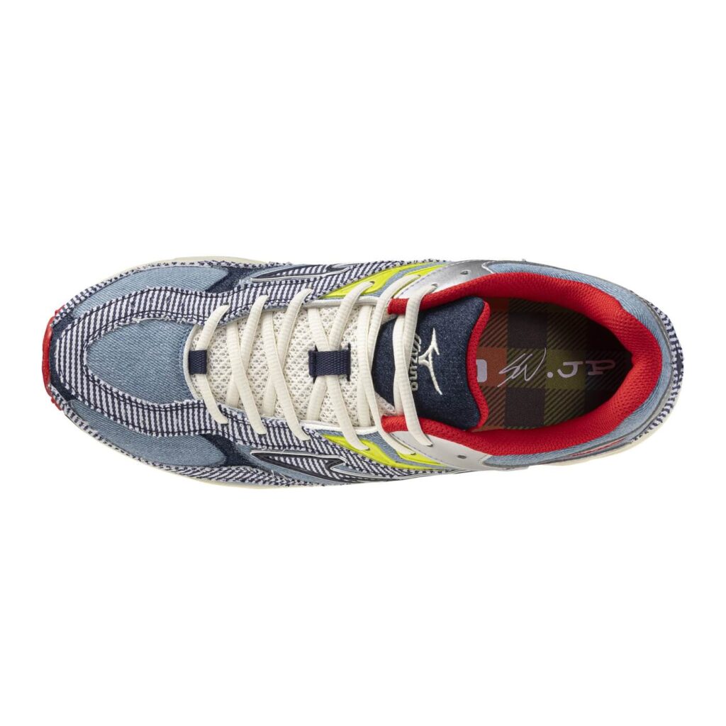 Mizuno Sportstyle x Sean Wotherspoon (SWJP) Wave MG4 LS SW - Light Blue / Off-White / Red
