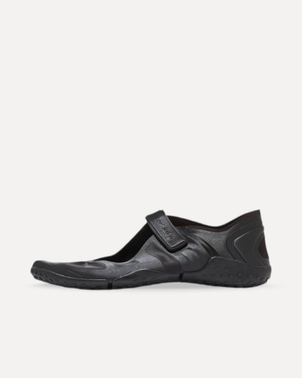 Nike Skims Rift
